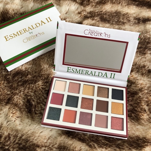 Esmeralda II 15 color eyeshadow palette - new - Picture 1 of 4